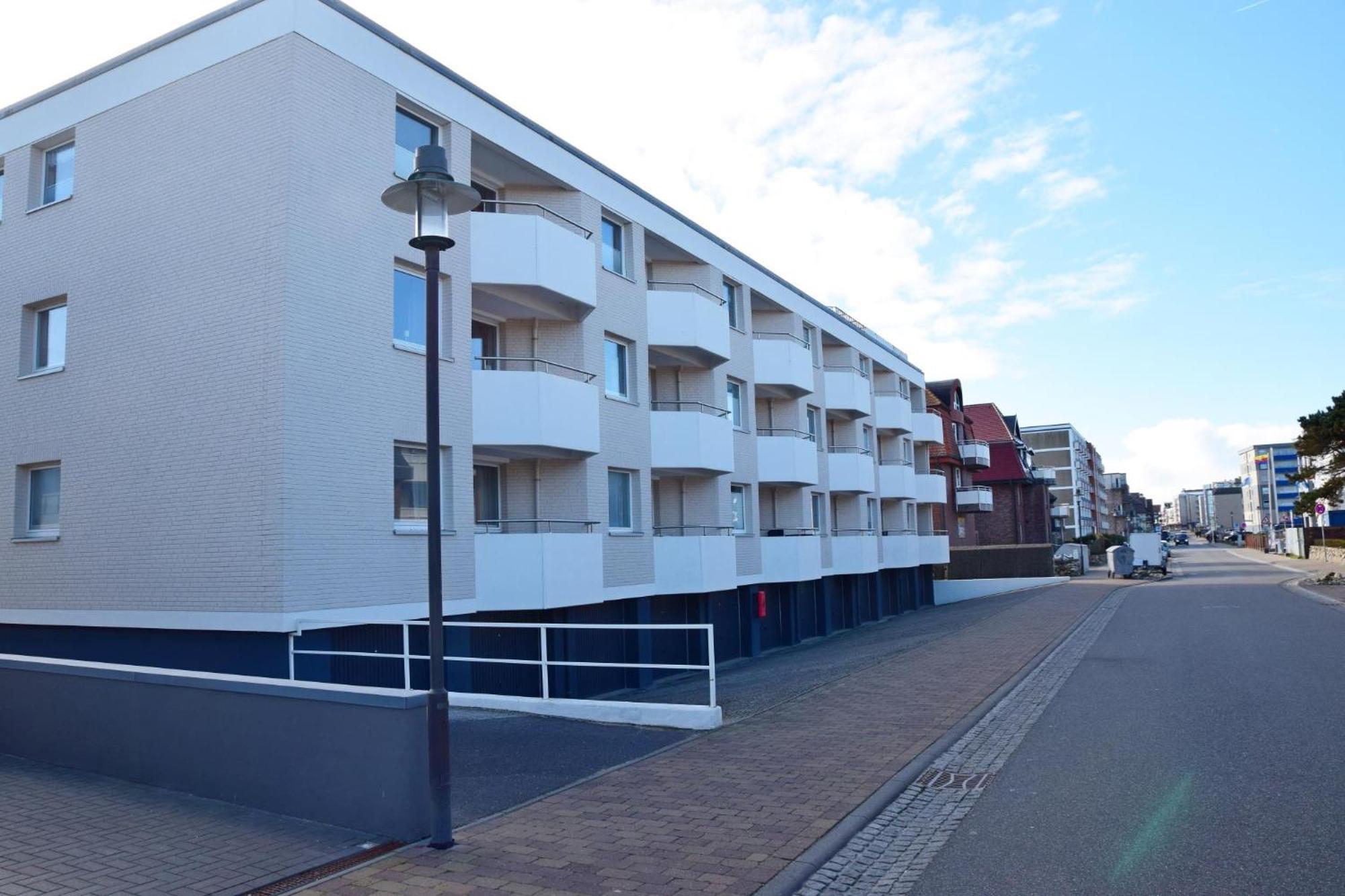 App Seebrise In Westerland Mit Balkon Am Strand Inkl Parkplatz Exterior photo